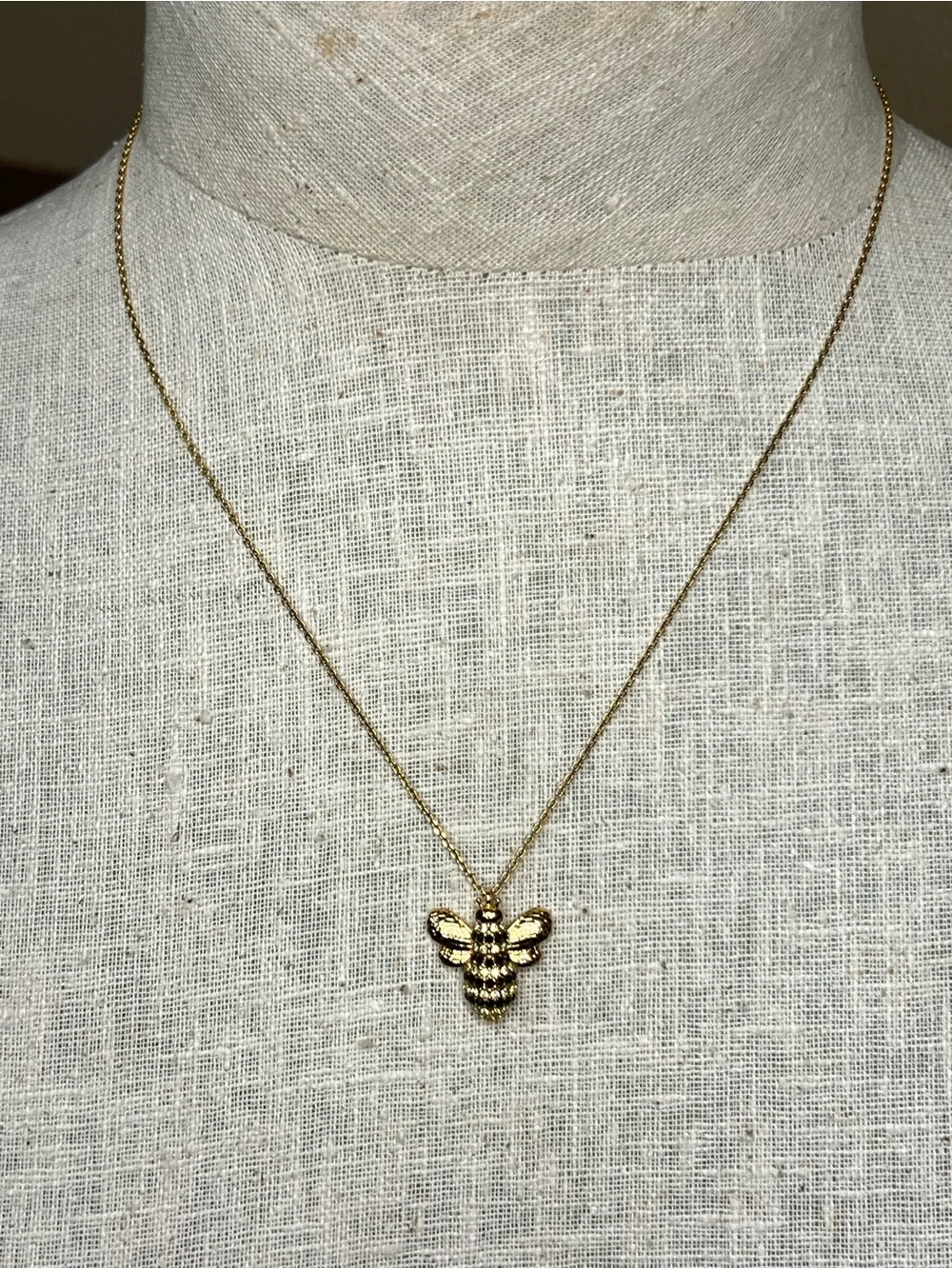 Kate Spade New York Bumblebee Pendant Necklace Gold Tone Pave Bee Charm